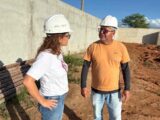 Débora Almeida fiscaliza obra em Belo Jardim e reforça compromisso com transparência