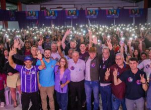 Com apoio de lideranças, Débora Almeida inicia campanha em São Bento do Una