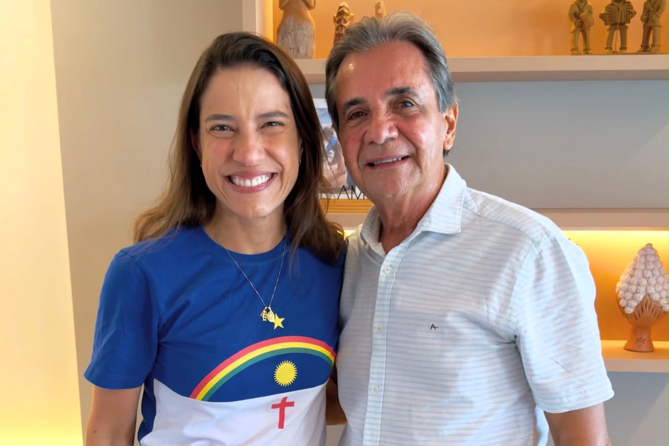 Carlos Santana publica foto ao lado de Raquel; ato de apoio será amanhã (24)