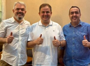 Anderson Luiz reúne apoio de dois ex-candidatos a prefeito de Caruaru