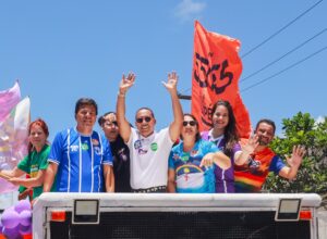 Lupércio promove grande carreata por bairros de Olinda e Paulista