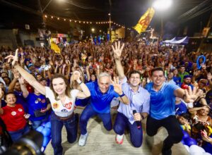 Caminhada da Onda Azul reúne lideranças políticas em Vitória de Santo Antão