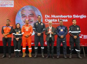 Humberto Costa é homenageado pelos 25 anos do Samu Metropolitano