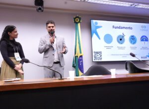 Podcast da Alepe é apresentado em congresso nacional de comunicação
