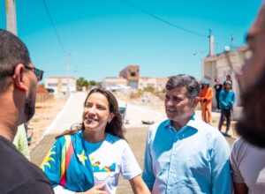 Eduardo da Fonte cumpre maratona de agendas pelo Sertão ao lado de Raquel