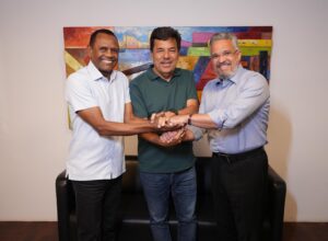 Mendonça conquista apoio de William Brigido e Ossésio Silva na disputa pelo Senado