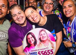 Em Jaboatão, Raquel Lyra participa de caminhada ao lado de Andréa Medeiros
