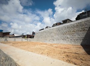 Prefeitura do Recife entrega obra de contenção de encosta em Água Fria