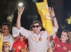 Em Jaboatão, João defende governo presente em todo o estado