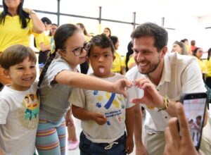 Pedro Campos debate inclusão de pessoas com deficiência no Instituto Maria