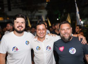 Fernando Filho e Wanderson Florêncio reúnem lideranças e apoiadores na Torre