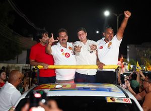 Em Arcoverde, João Campos destaca proposta de zerar IPVA para motos