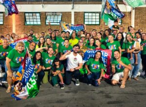 Gilmar Júnior participa de carreata e encontro com estudantes em Caruaru