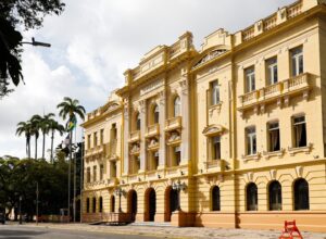 Coluna da quarta: horário eleitoral não alterou disputa em Pernambuco
