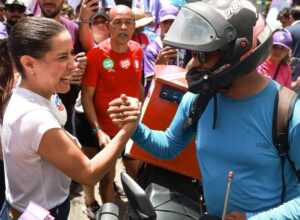 Raquel Lyra promete ampliar abastecimento de água nos morros do Recife