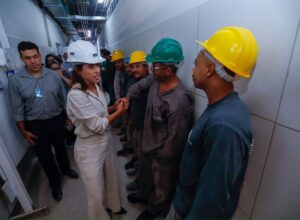 Raquel Lyra visita obras entregues em hospitais estaduais no Recife 