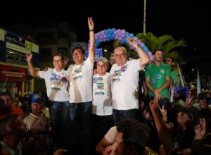 Mendonça encerra campanha ao lado de lideranças em Belo Jardim