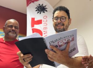 Ivan Moraes discute jornada de trabalho e segurança pública em agenda na CUT