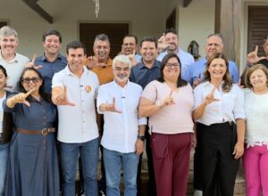 Humberto reúne 12 prefeitos da Mata Sul para alinhar campanha de Lula