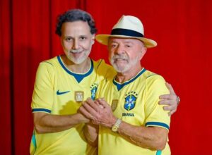 Marco Aurélio de Carvalho participa de ato em defesa da democracia no Recife