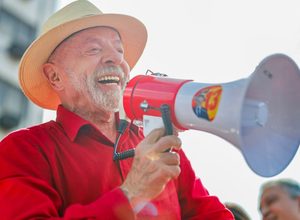 Lula participa de ato em Petrolina com travessia da ponte entre Pernambuco e Bahia
