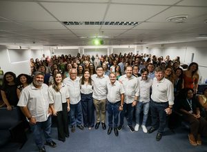 Prefeitura do Recife nomeia 135 novos profissionais da saúde