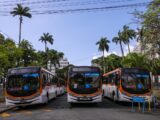 Governo de Pernambuco entrega 100 ônibus climatizados para a RMR