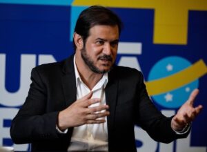 Rueda felicita Lula pela vitória e defende união pelo país