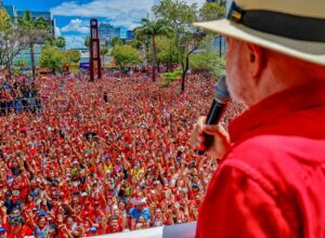 Coluna da quinta: pesquisa anima lulistas