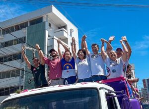 Andréa Medeiros recebe Raquel Lyra em Jaboatão no último dia de campanha